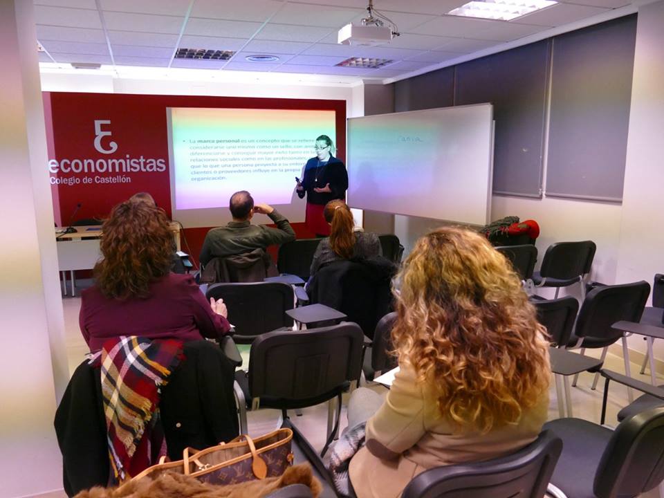 carolina san miguel economistas 2 (1)